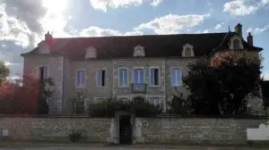 The outside of the Domaine René Leclerc estate.
