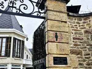 The front gates of Domaine Philippe Livera.
