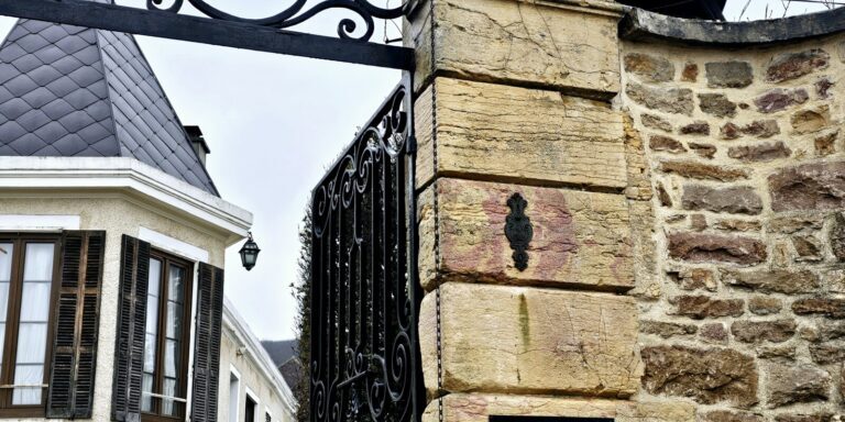 The front gates of Domaine Philippe Livera.